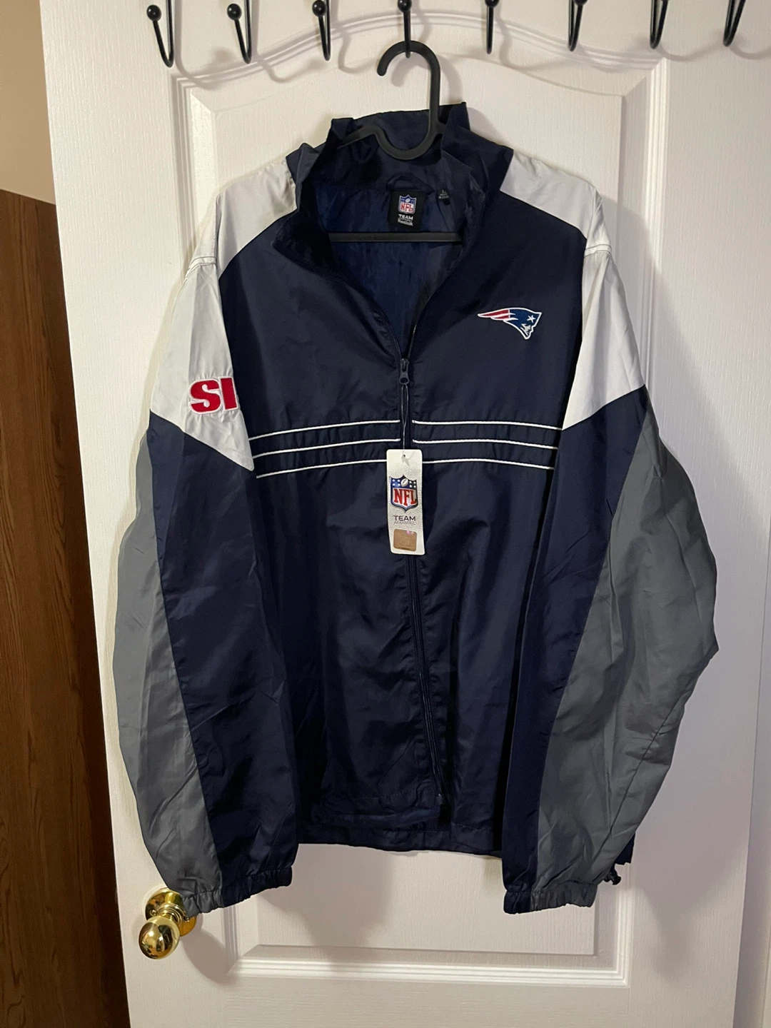 Reebok NFL Patriots Windbreaker