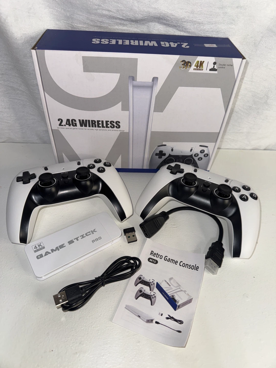 2.4G Wireless Retro Game Console with 2 Controllers - photo 3