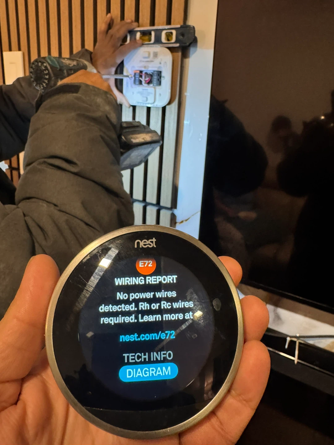 Google Nest Smart Thermostat – Good Condition - photo 4