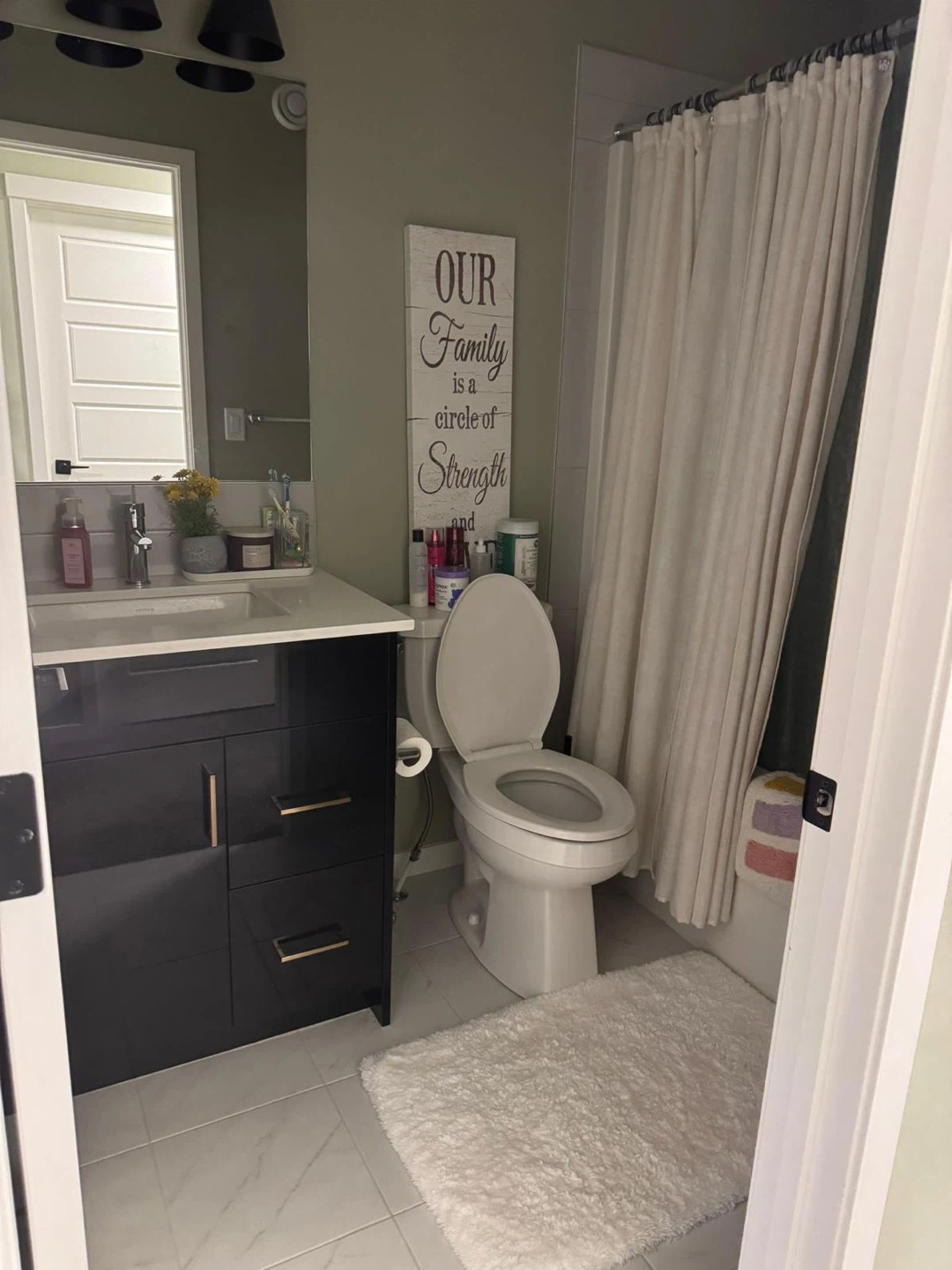House for rent in Livingston - photo 3