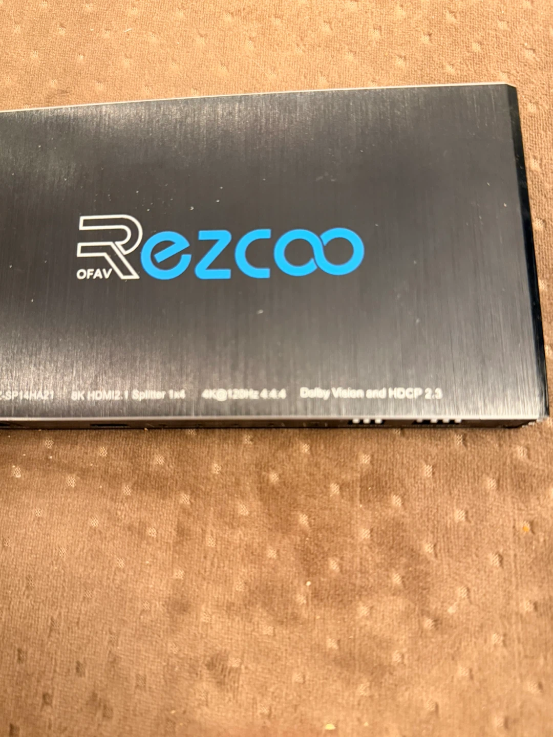 Rezcoo OFAV EZ-SP14HA21 8K HDMI 2.1 1x4 Splitter - photo 2