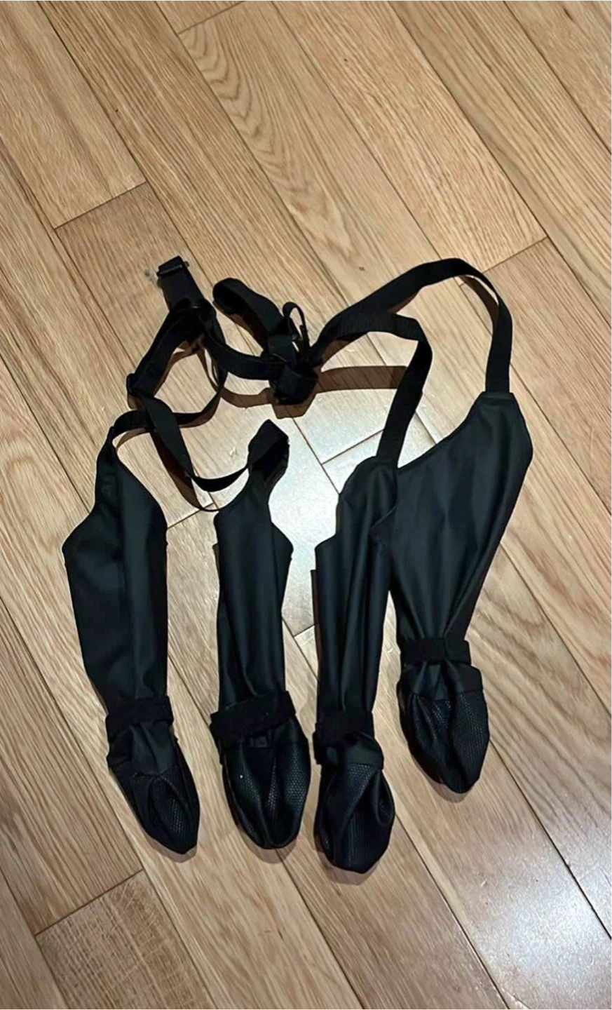 Suspender dog boots