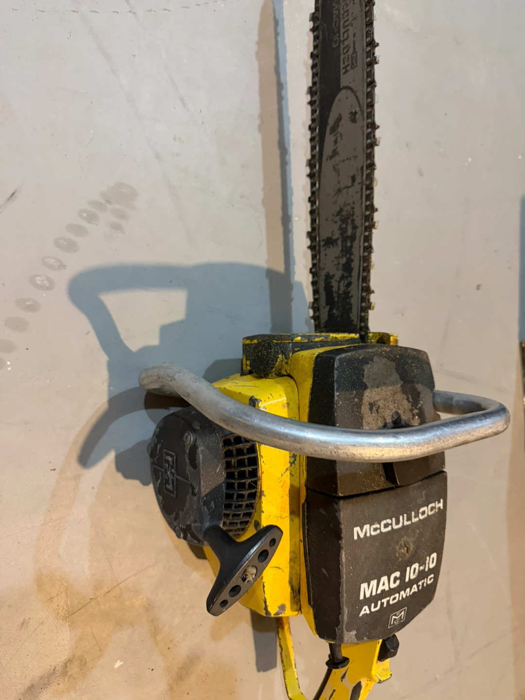 McCulloch MAC 10-10 Automatic Chainsaw - photo 2