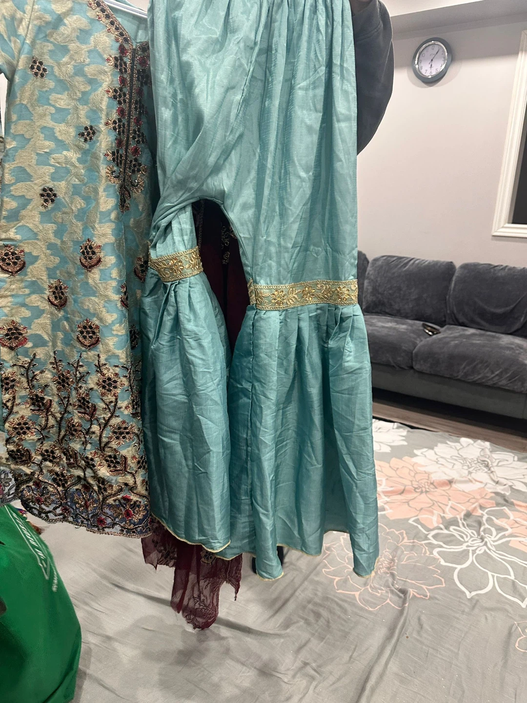 Three Piece Shalwar Kameez Outfit Set - photo 2