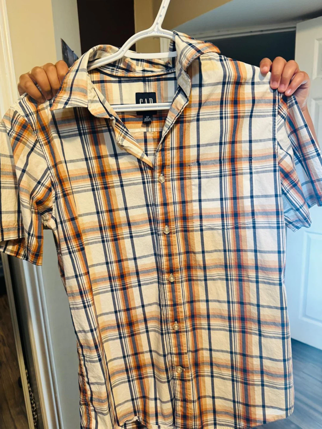 GAP Plaid Short Sleeve Button-Up Shirt - photo 5