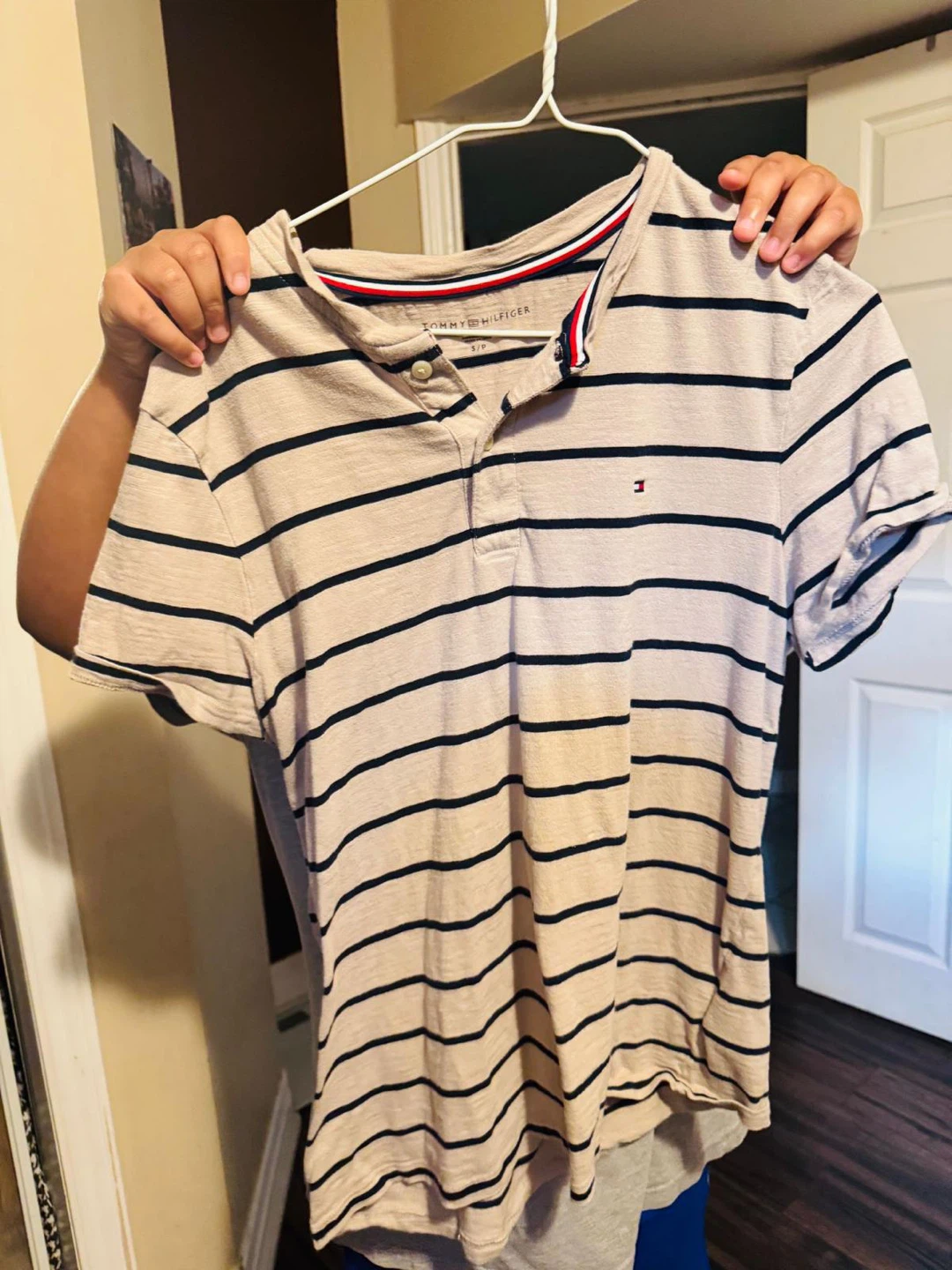 George & Tommy Hilfiger T-Shirts - photo 4