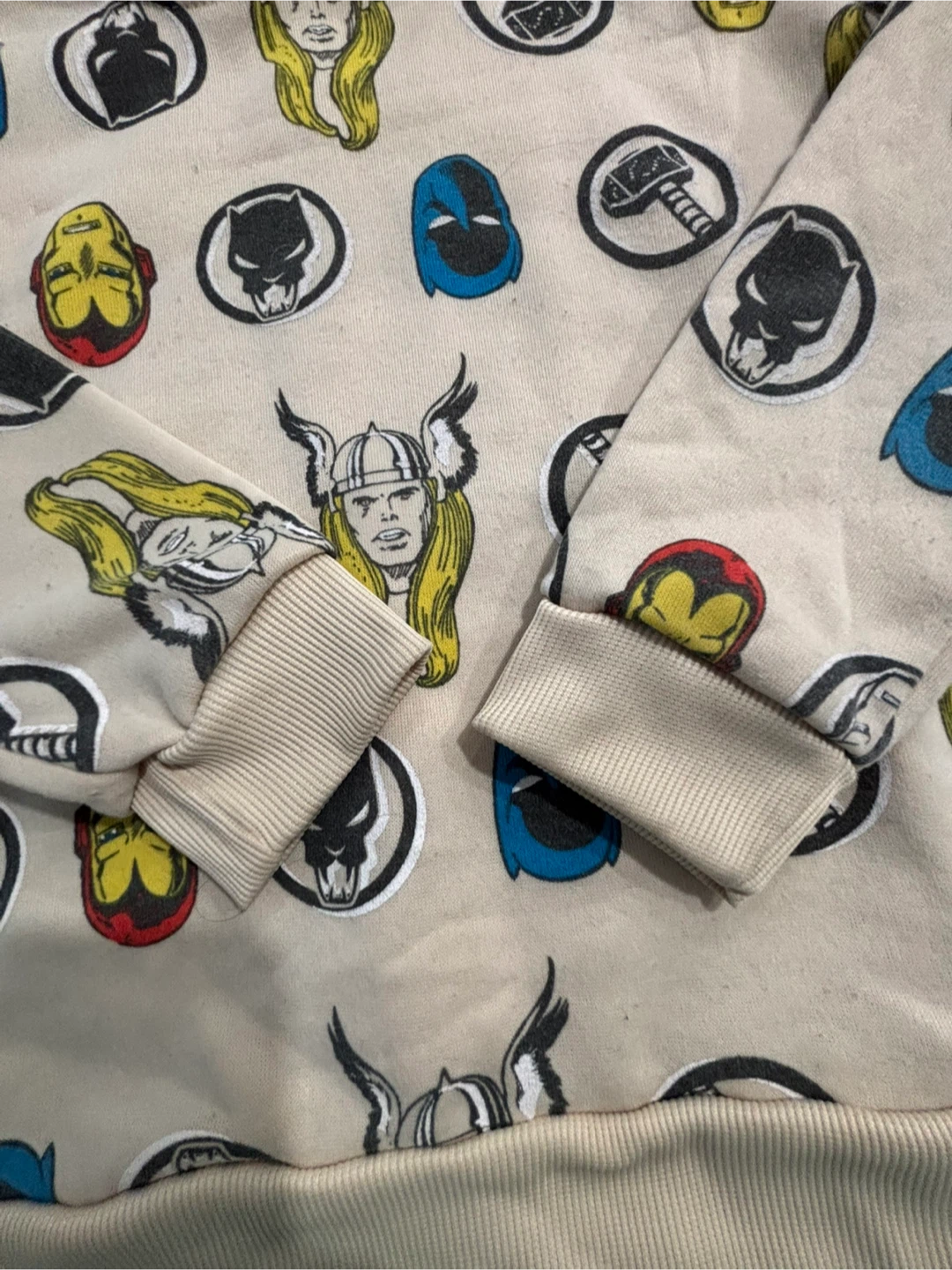 Marvel Avengers Superhero Hoodie Size 5 - photo 2