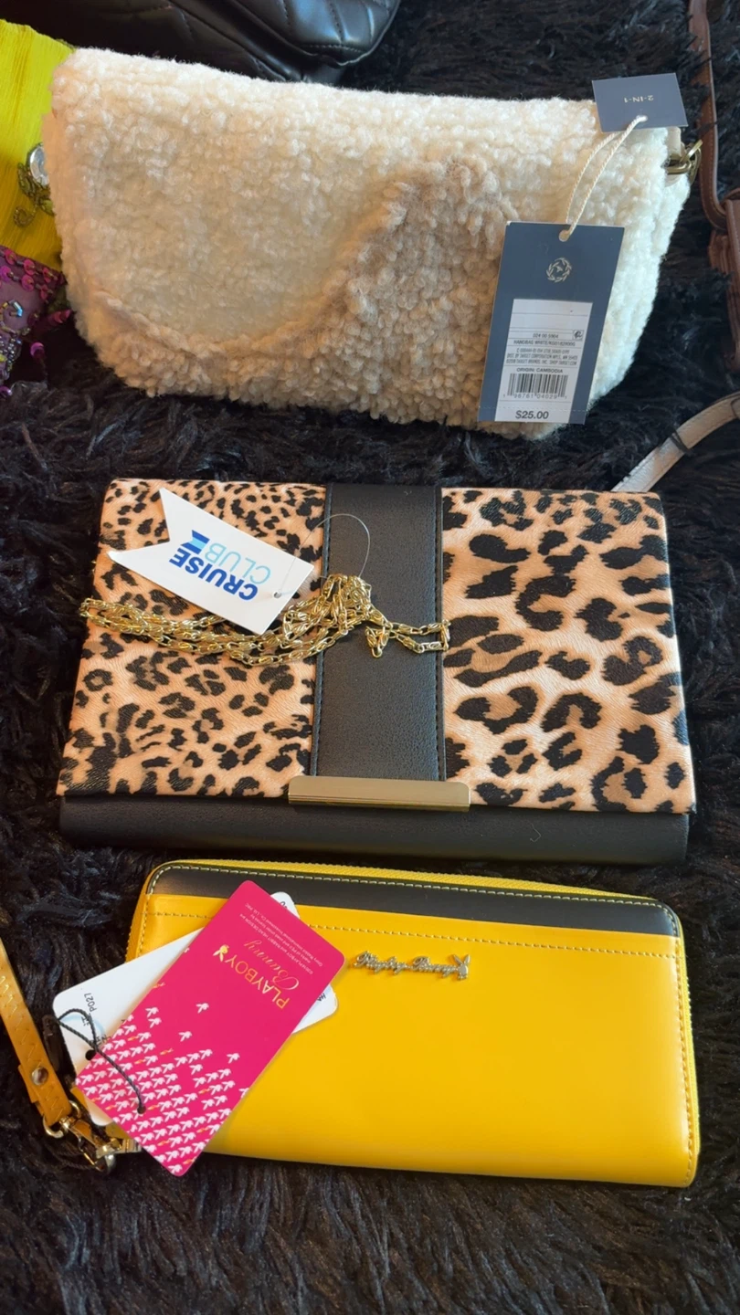 Playboy Bunny Yellow Zip Around Wallet