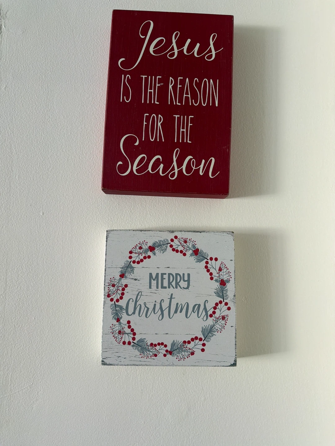 Set of 2 Christmas Wall Plaques