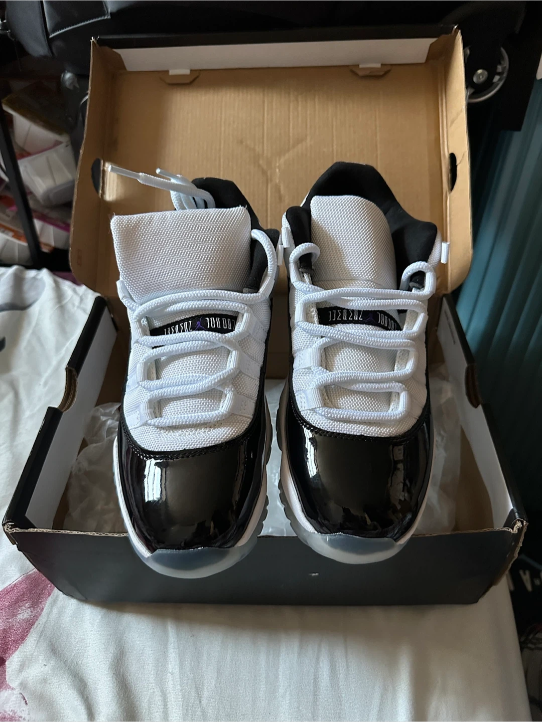 Air Jordan 11 "Concord" Retro Low TD - photo 5