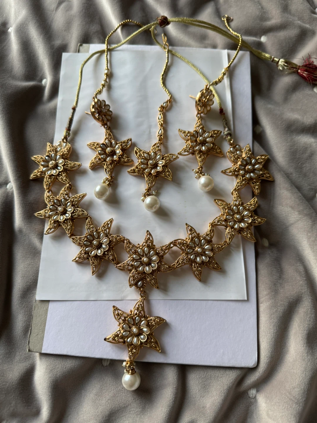 Gold Tone Star Necklace and Earring Set with Pearls
