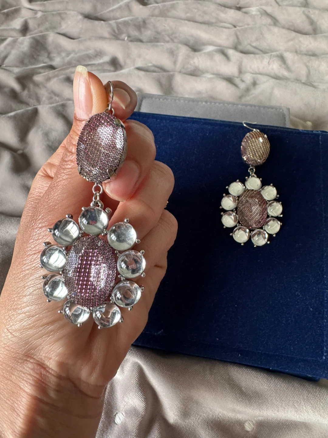 Sparkly Pink Dangle Earrings - photo 2