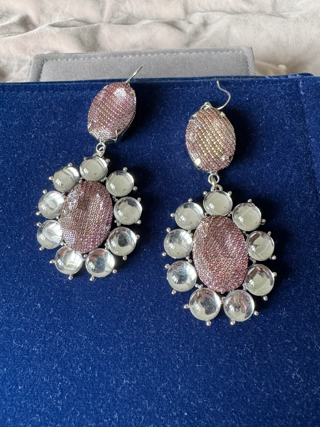Sparkly Pink Dangle Earrings - photo 3