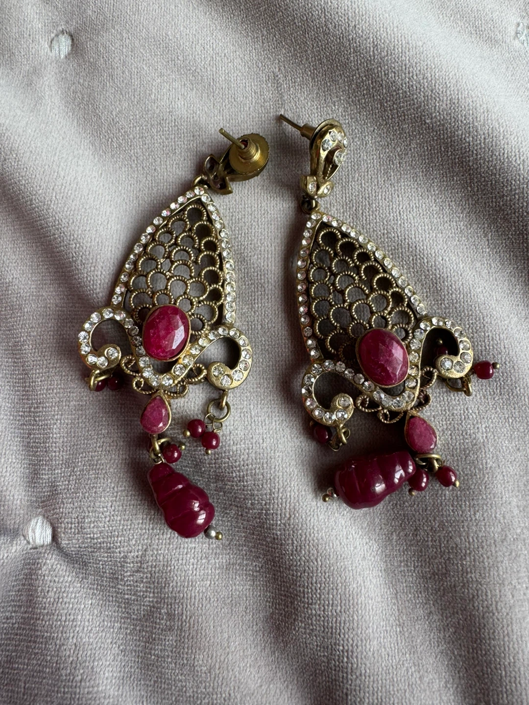 Ornate Gold-Tone Dangle Earrings with Red Stones and Crystals - photo 5