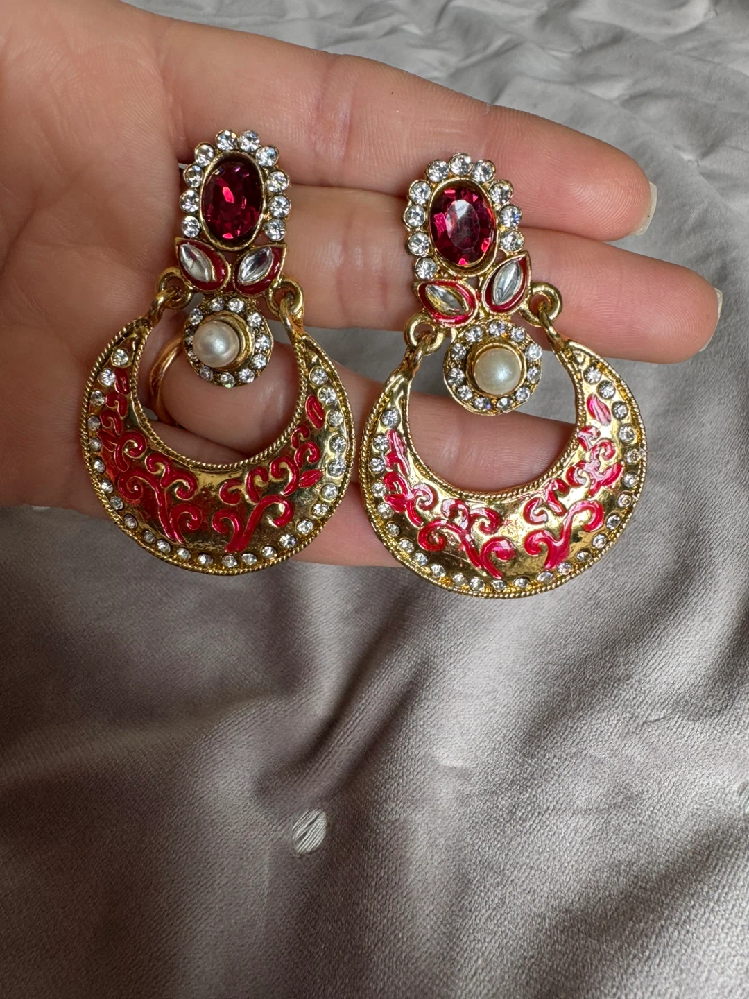 Gold Tone Red and White Gemstone Dangle Earrings - photo 2