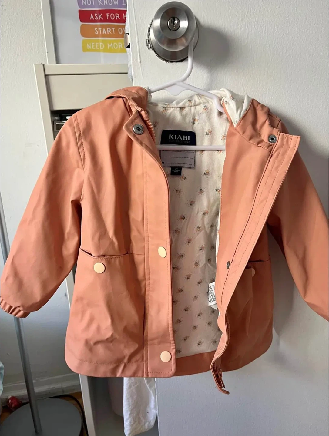 NEW (without labels) Waterproof lined coat (24months) - photo 2