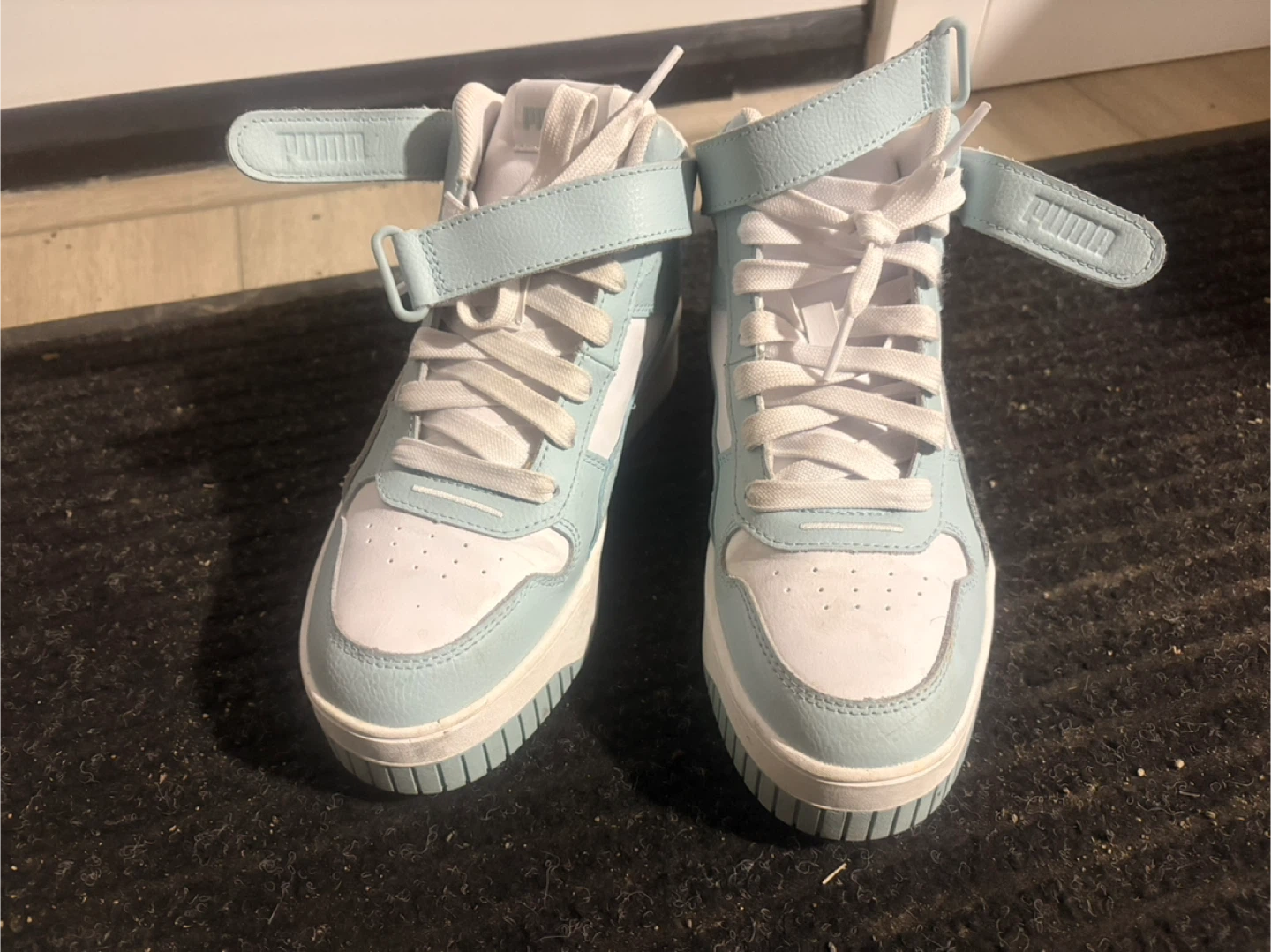Puma High-Top Sneakers - White/Light Blue - Size 7