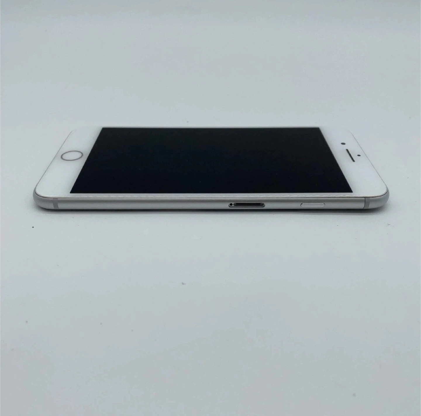 Apple iPhone 8 Plus Silver - Cracked Back - photo 2
