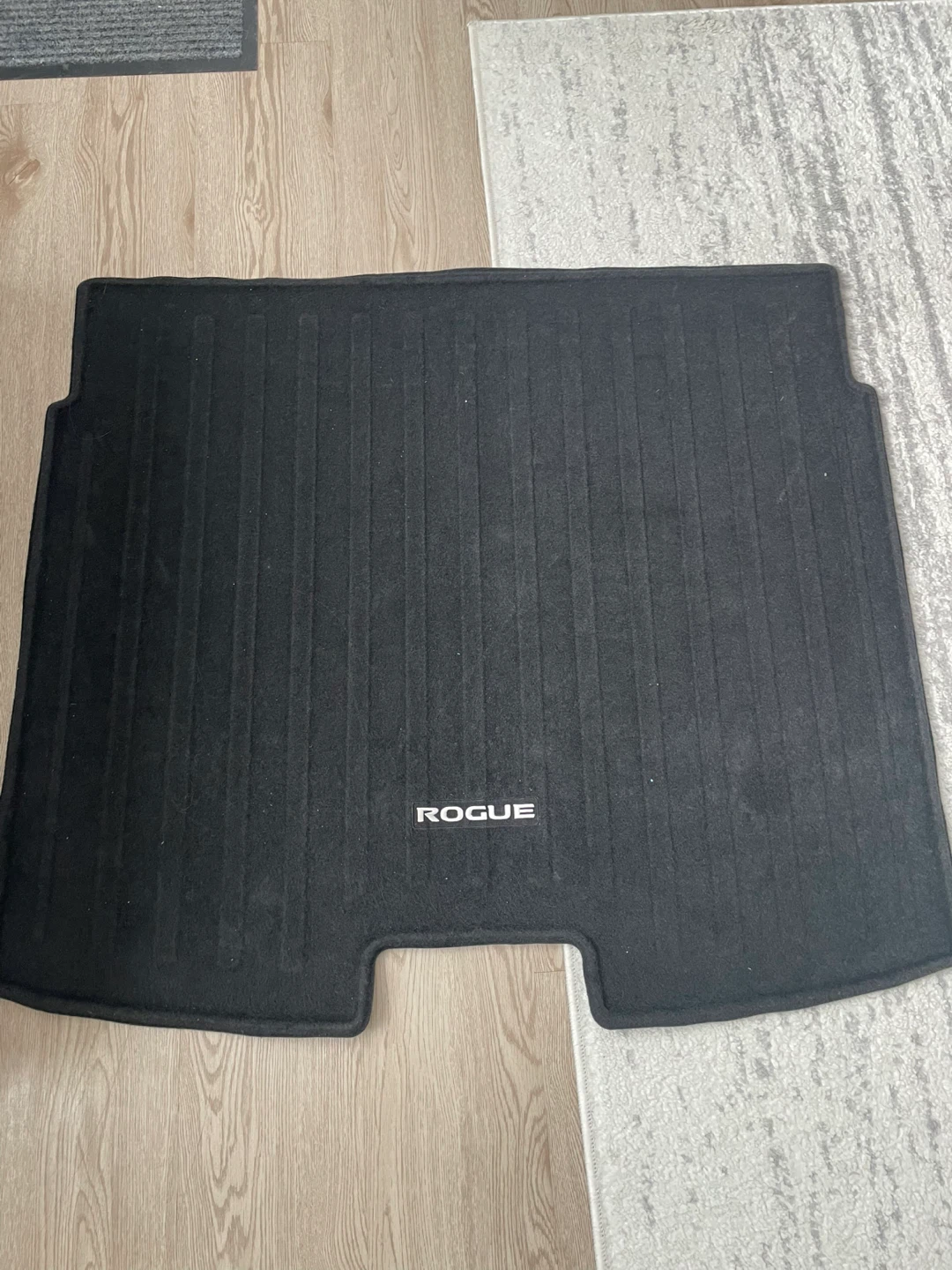 Black Car Floor Mat for Nissan Rogue