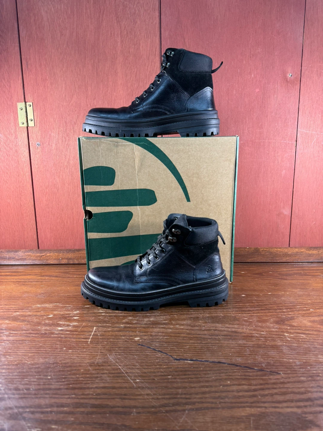Kamik men's black leather winter boots Size US 11
