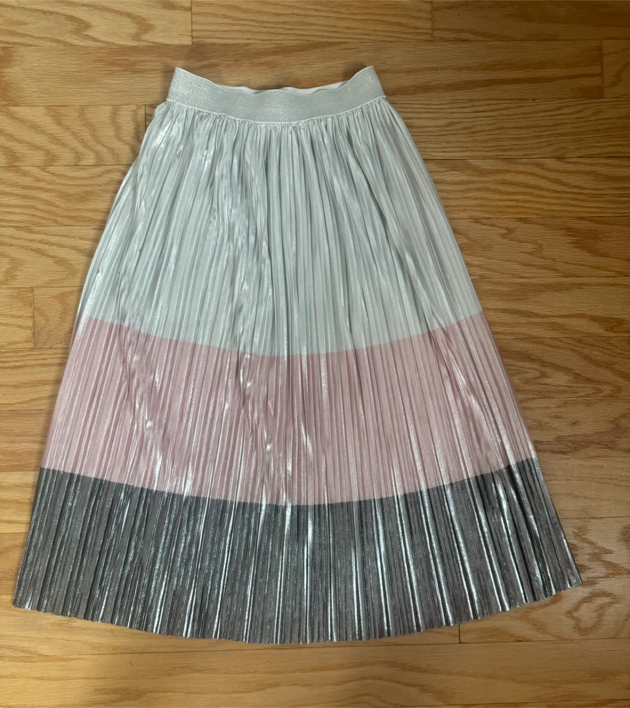 Metallic Pleated Colorblock Midi Skirt