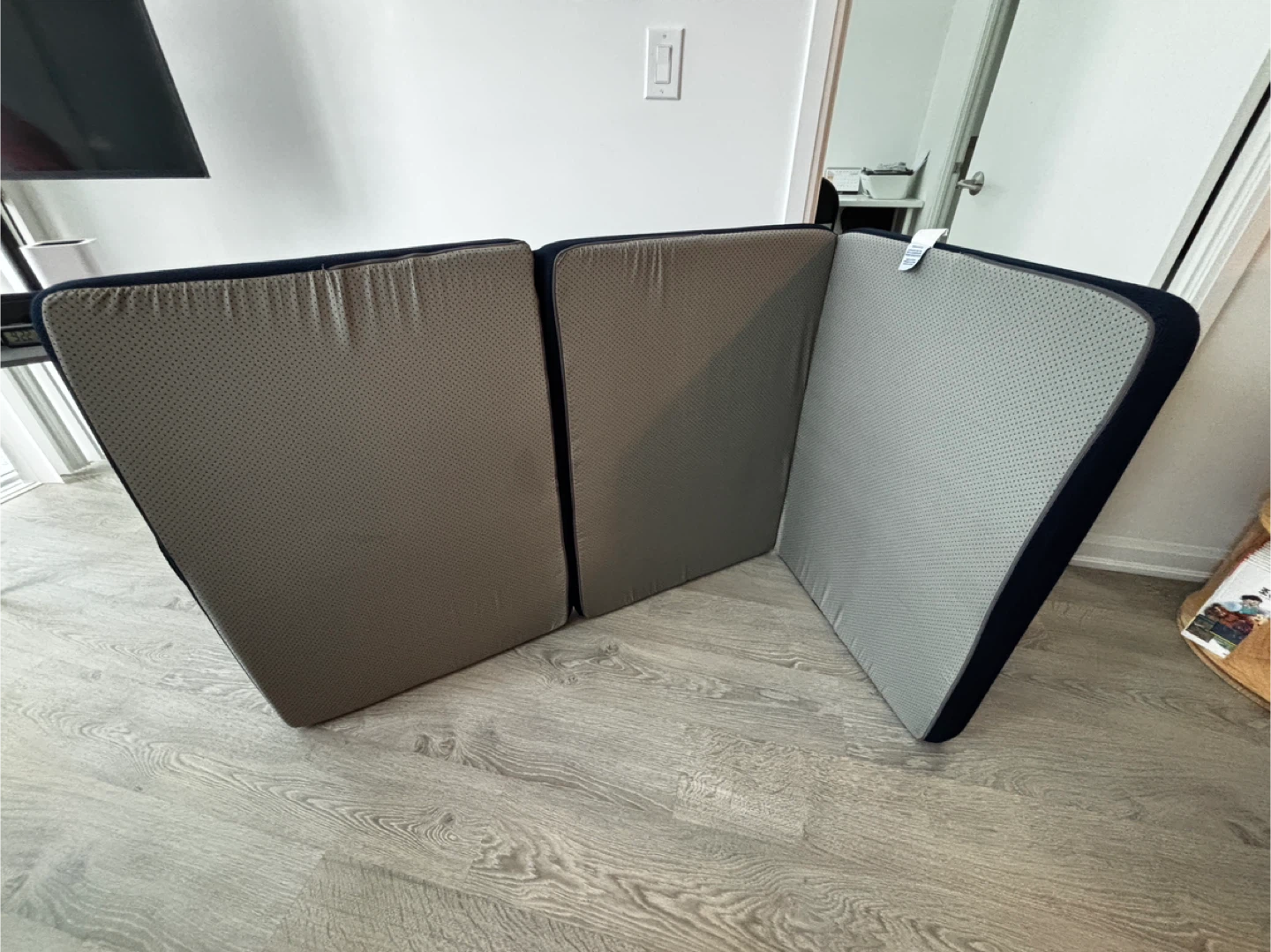 Sealy Tri-Fold single Mattress - photo 3