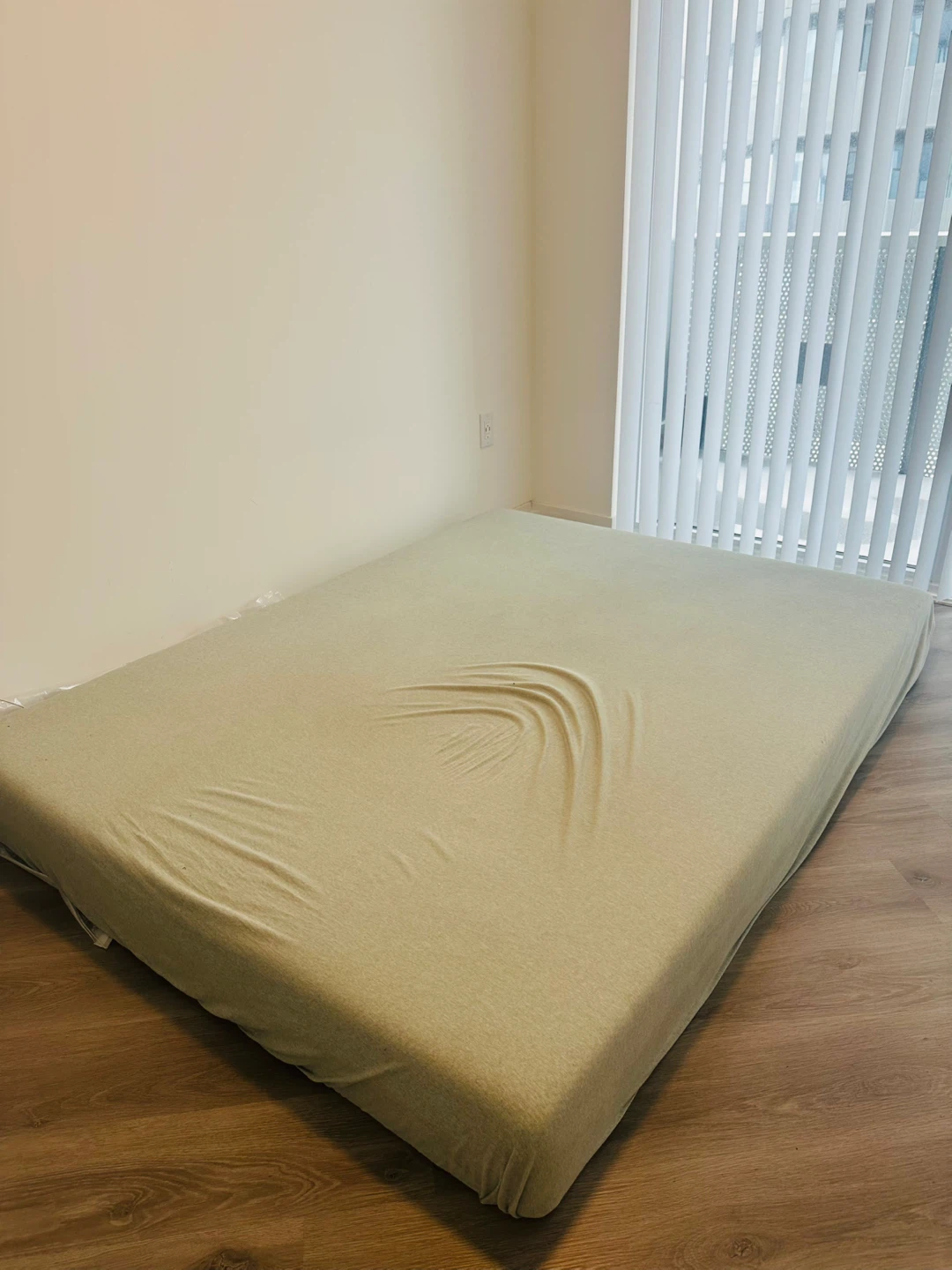 IKEA ÅBROTTEN Foam Mattress - Queen Firm/White - photo 2