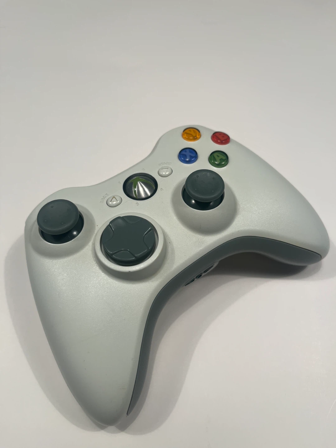 Xbox 360 Wireless Controllers (Black & White) - photo 3