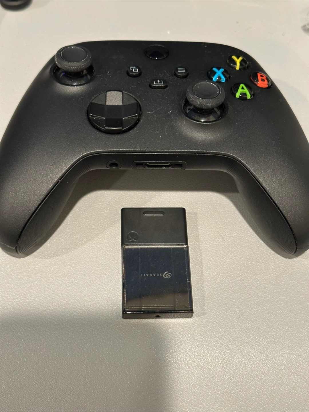 Xbox Series X Console 1TB with Seagate Storage Expansion Card - photo 3