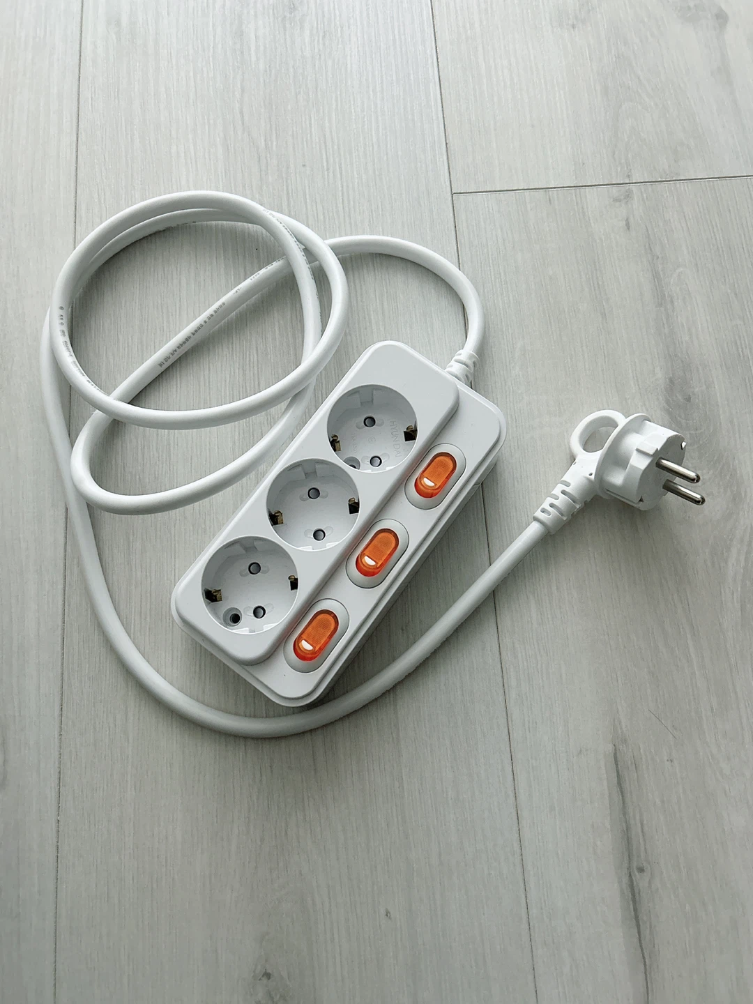[NEW]3Outlet Power Strip(korea. 220v)🏆
