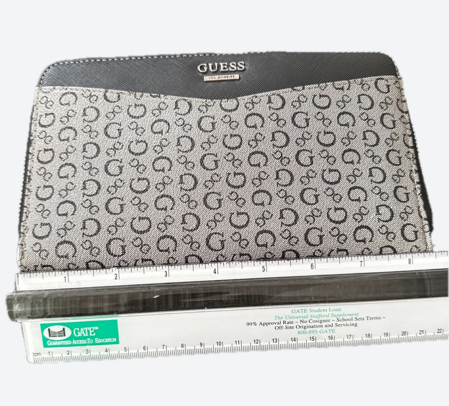 USED- GUESS Logo Print Zip Around Wallet. - photo 3