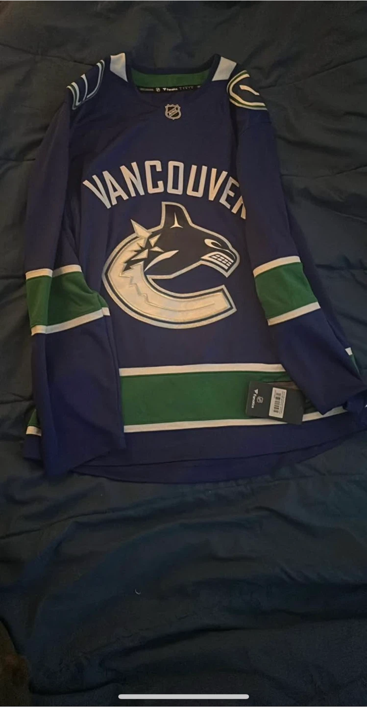 Fanatics Vancouver Canucks NHL Jersey - Royal Blue - Large