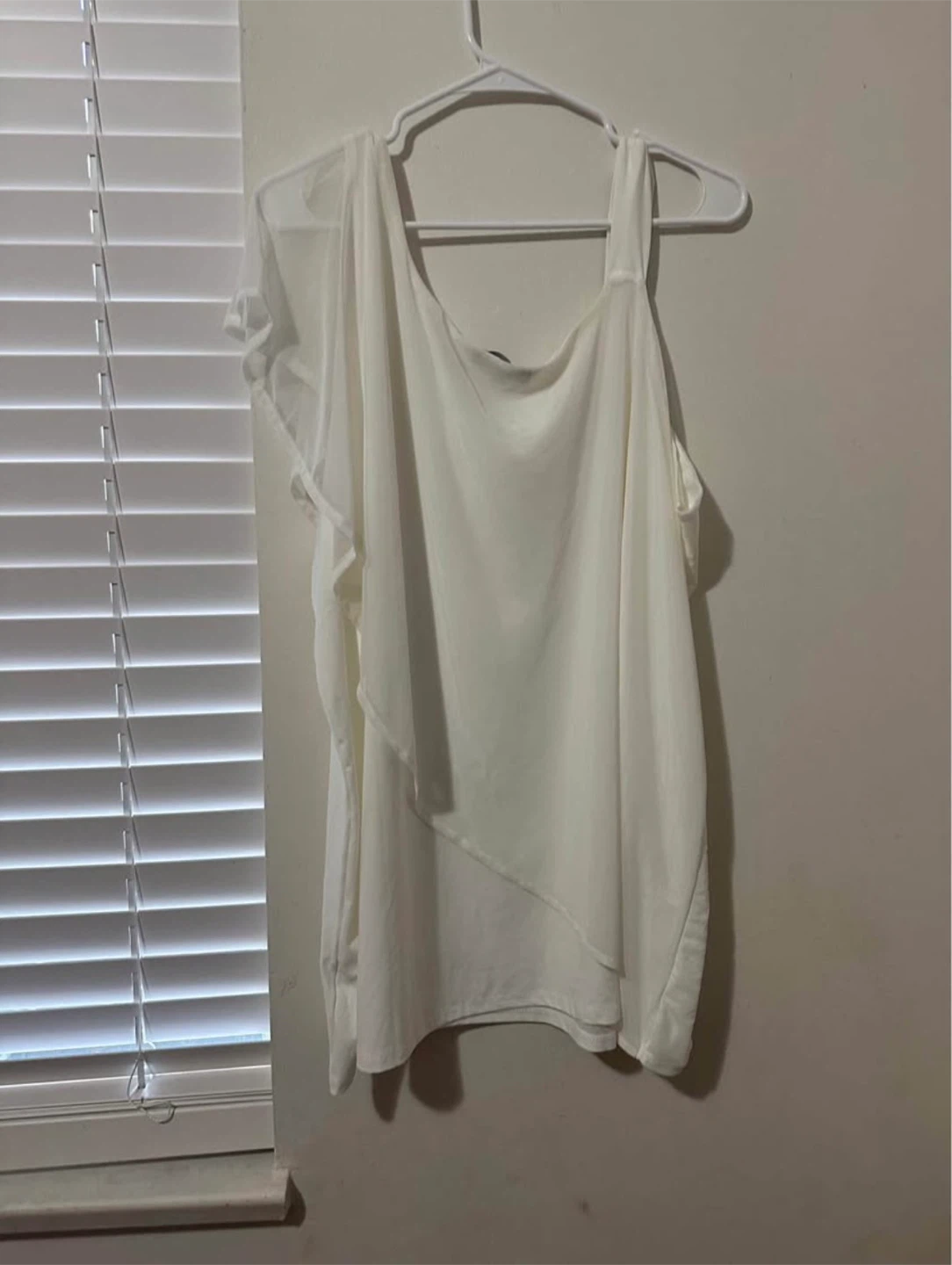 White One Shoulder Beaded Detail Top - photo 2