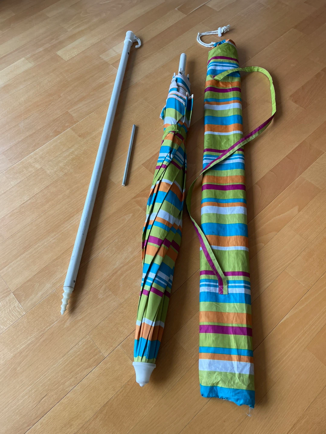 Striped 6’ Beach Umbrella with Stand and Case - photo 2