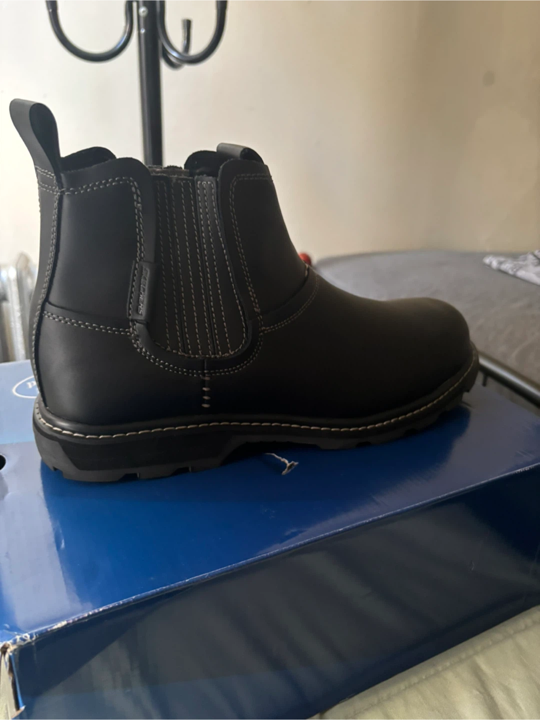 Skechers Black Chelsea Boots - Men's