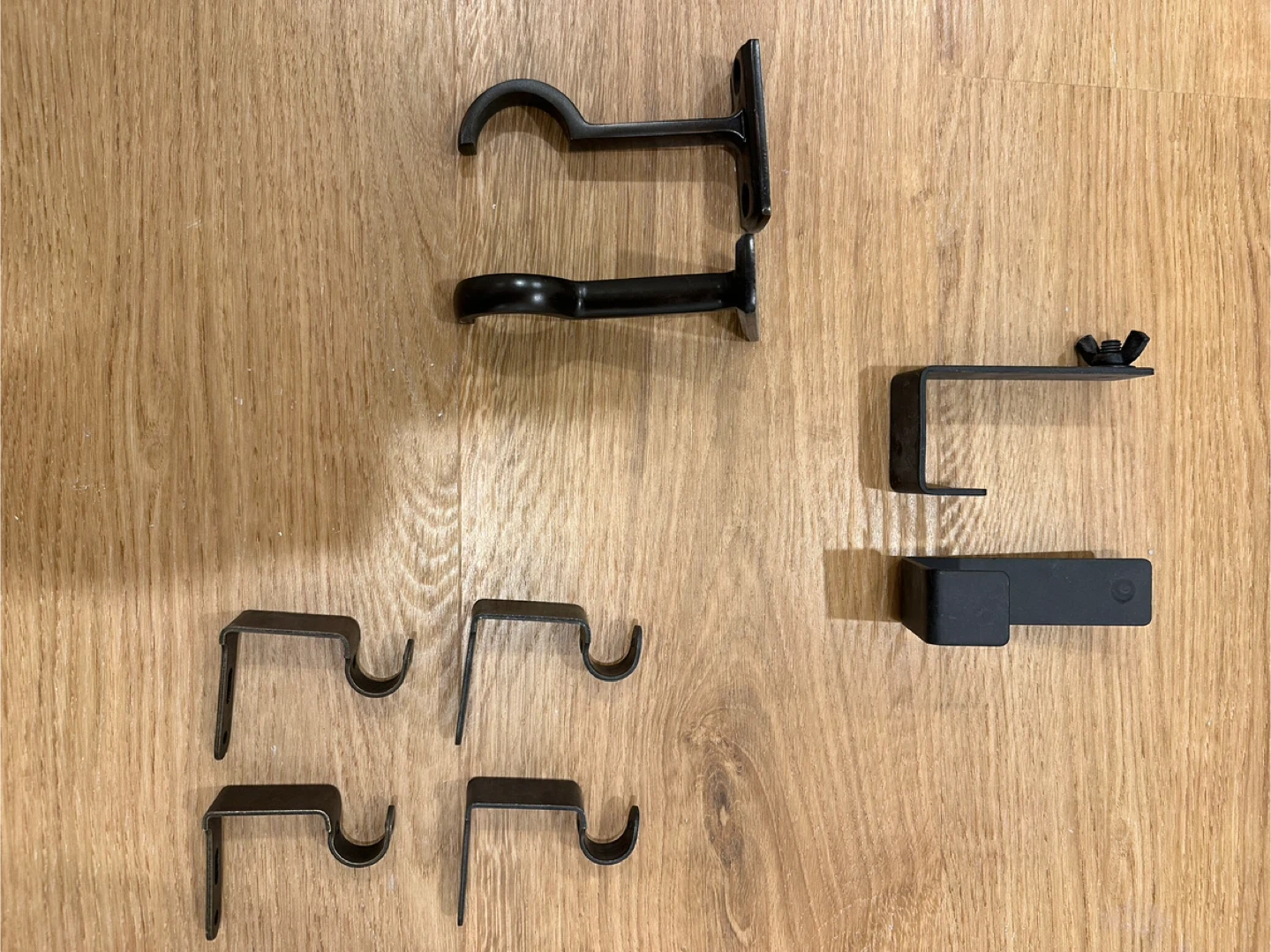Curtain Rod Brackets Set or $3@