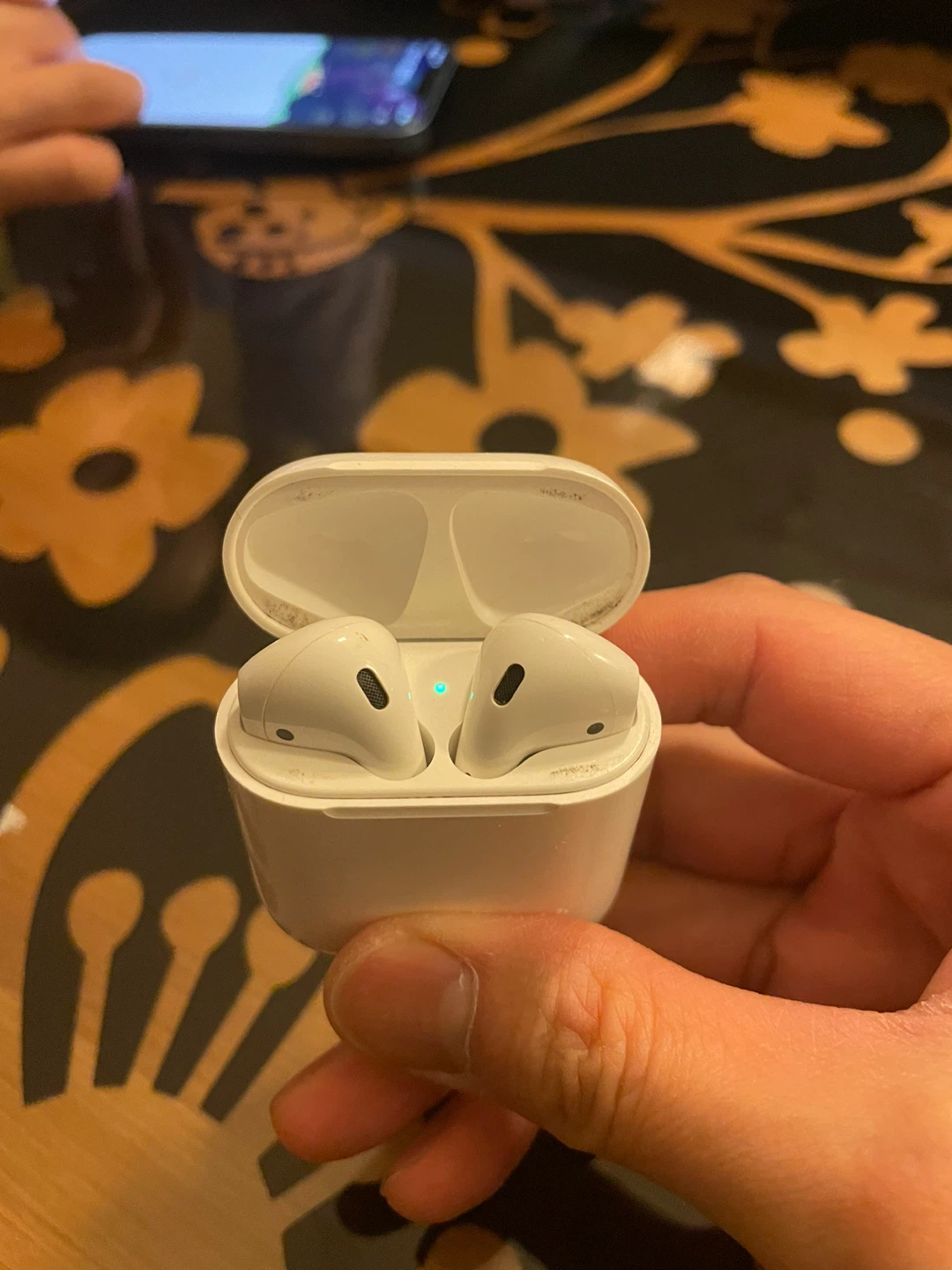 Apple AirPods (1st Gen) Wireless Earbuds with Charging Case