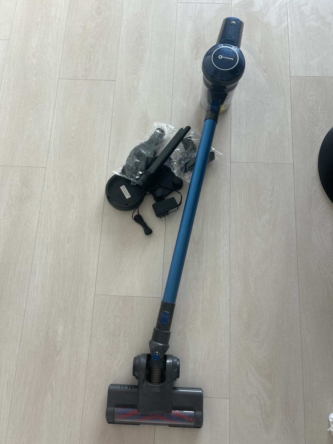 Blue Cordless Stick Vacuum Cleaner with Accessories