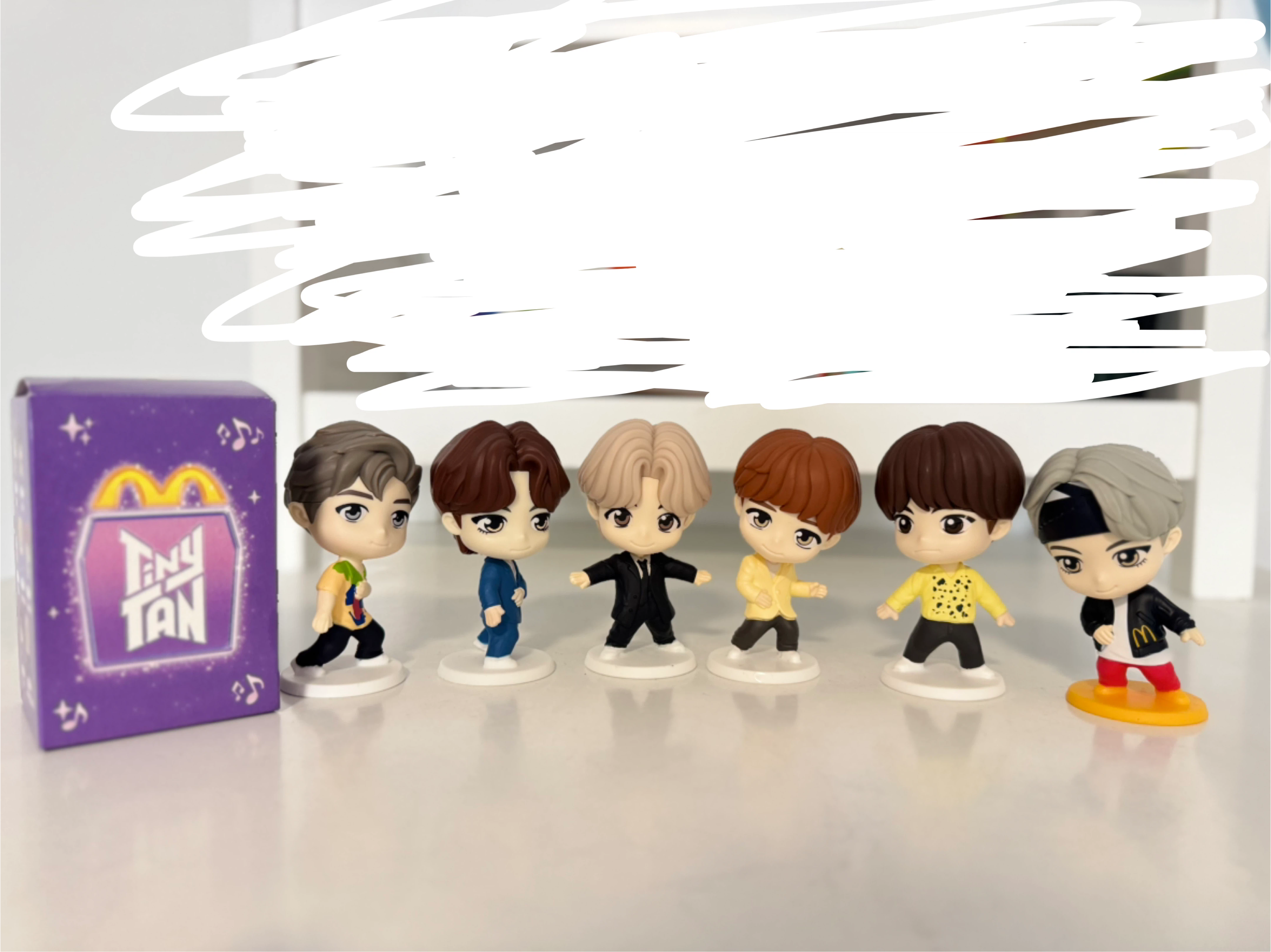 McDonald's BTS TinyTAN 6 Figurines