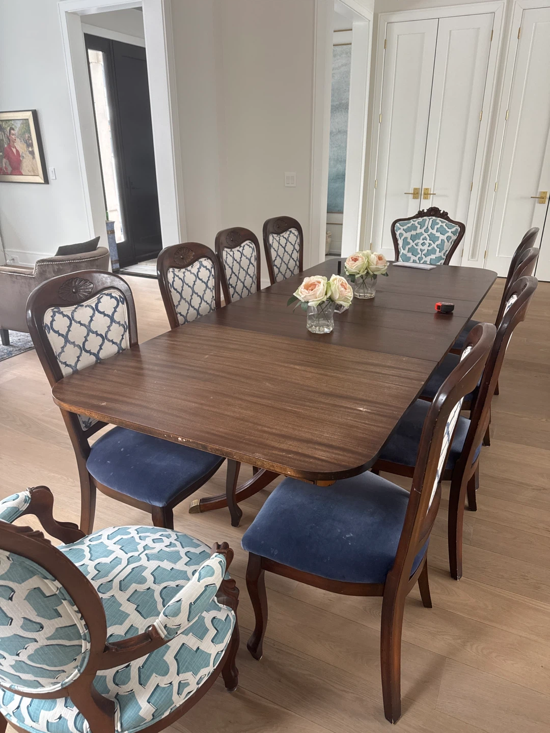 Free solid wood dining room table