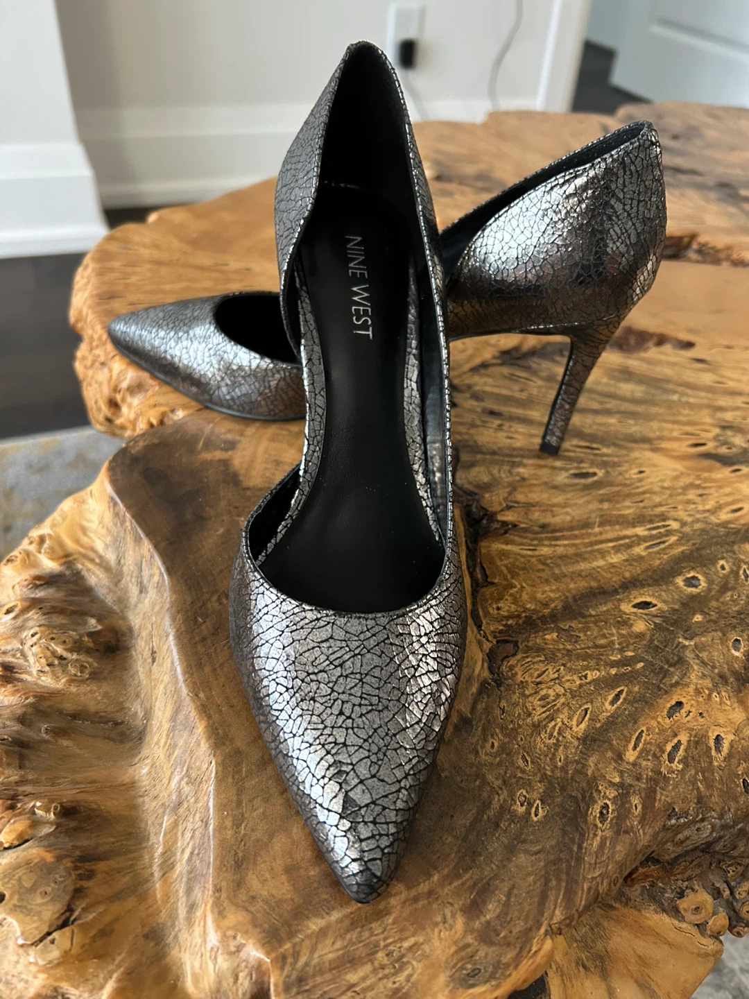 Nine West Women's Silver Textured Heels Size 8 - photo 2