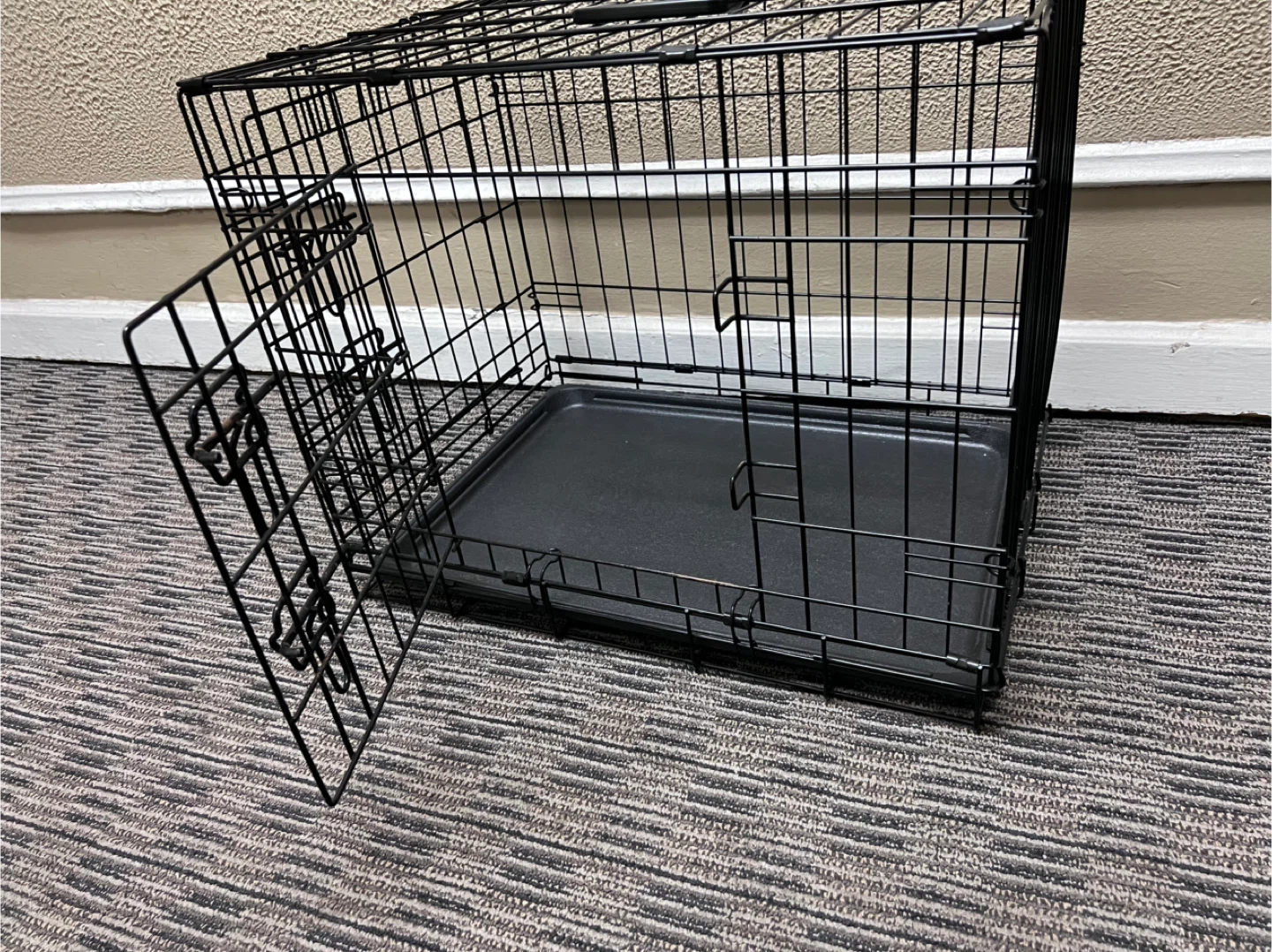 Black Wire Dog Crate with Tray - photo 2