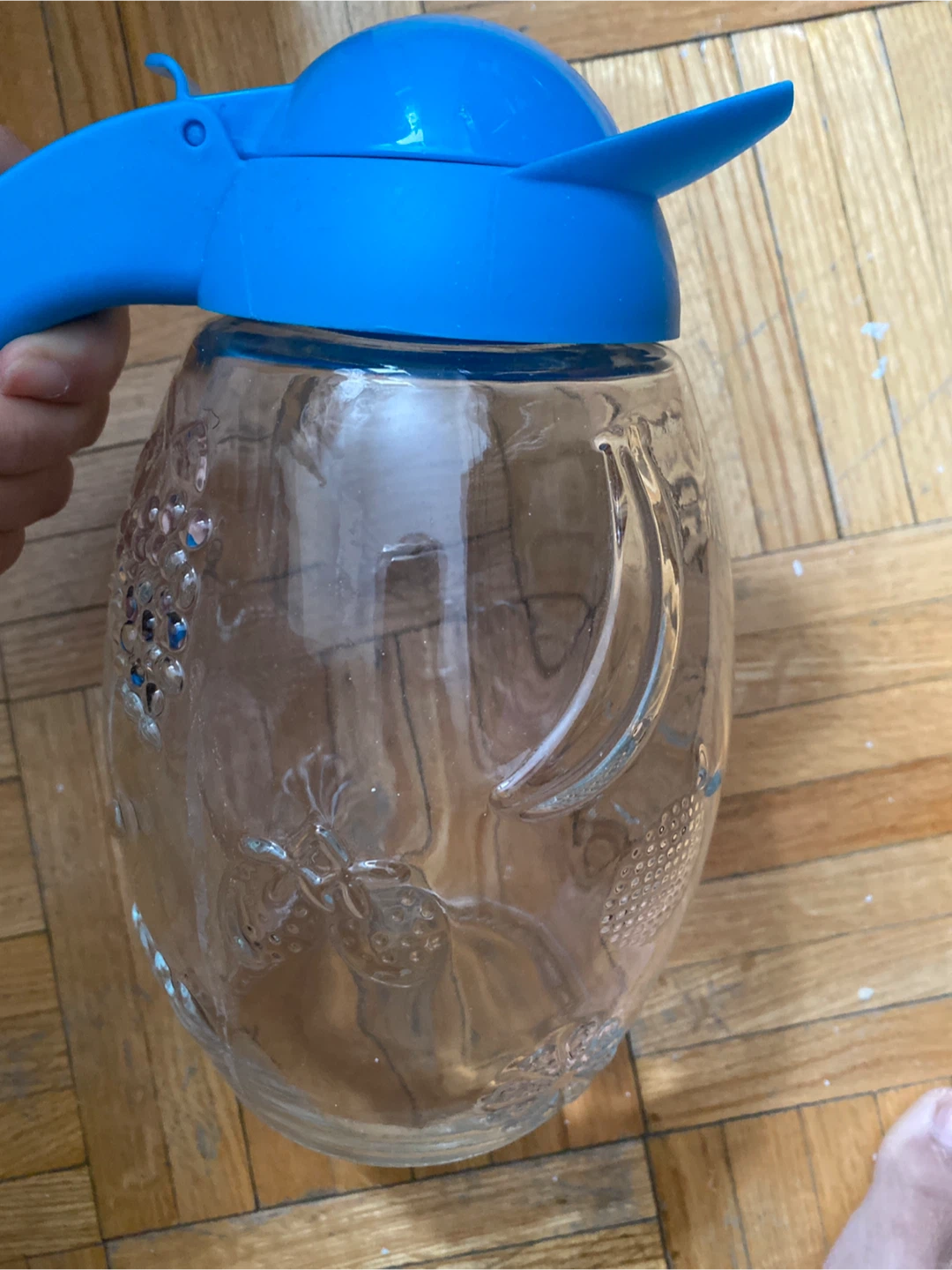 Juice pitcher with cover