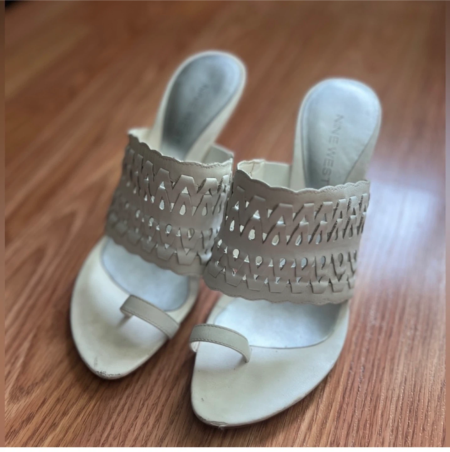 Nine West White Leather Slip-On Heels - photo 3