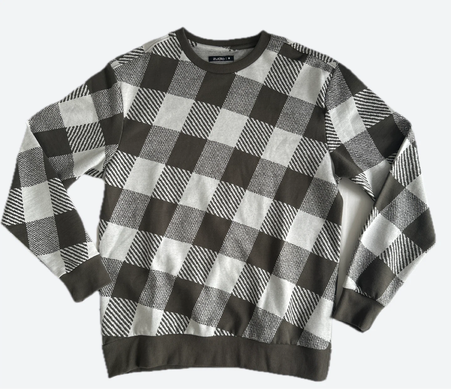 Zudio Sweater - Plaid Pattern - Size Medium