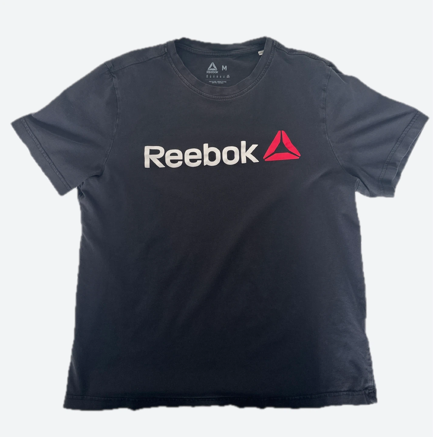 Reebok T-Shirt - Men's Medium