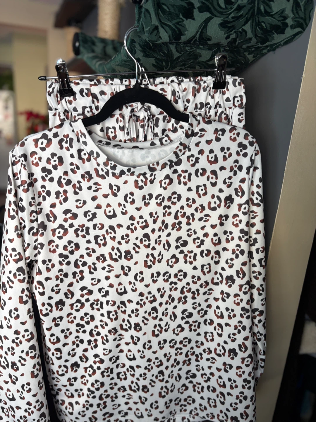 Leopard Print Loungewear Set - photo 2