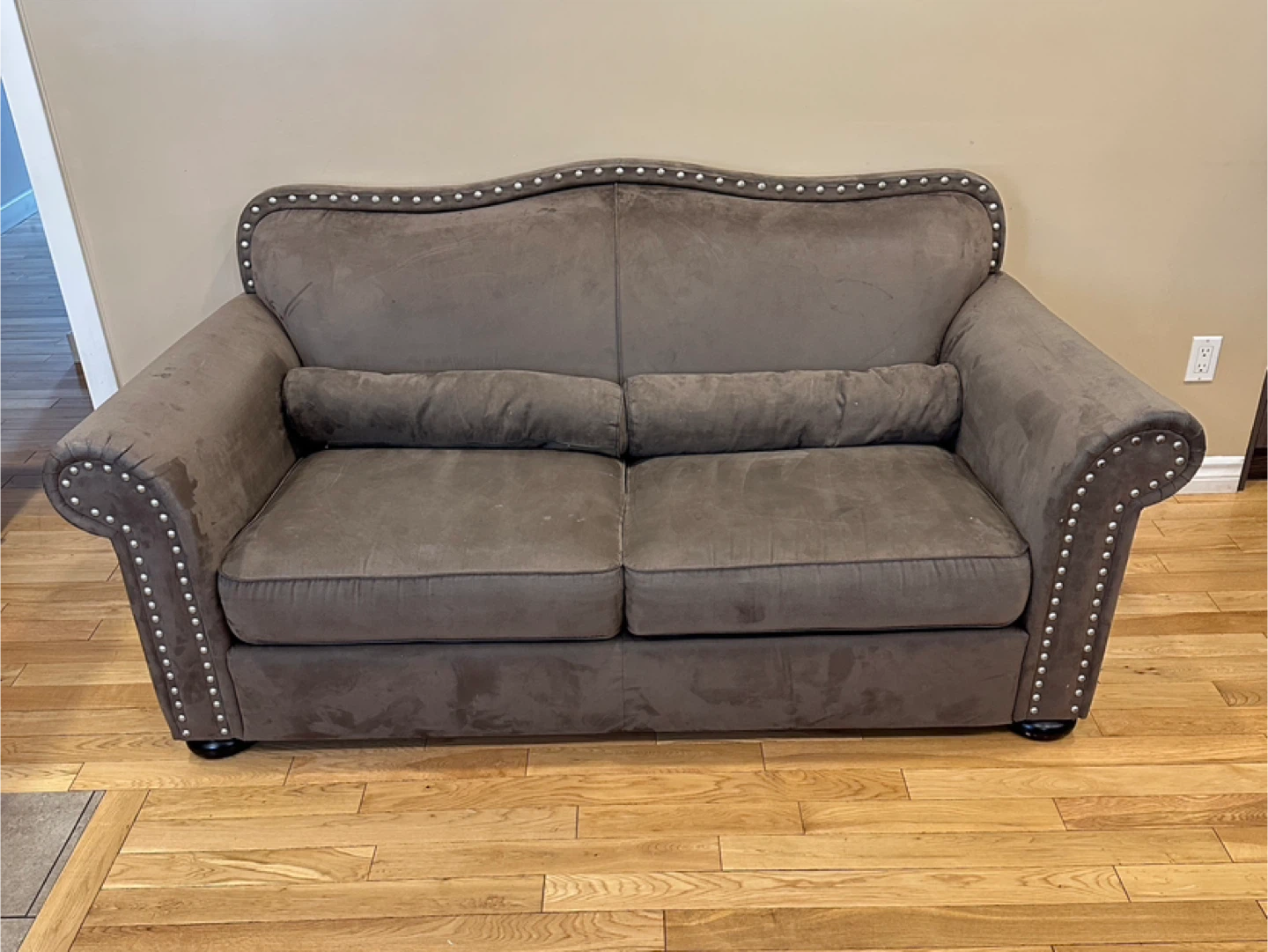 Olive Green Microsuede Love seat Sofa (CAN DELIVER)