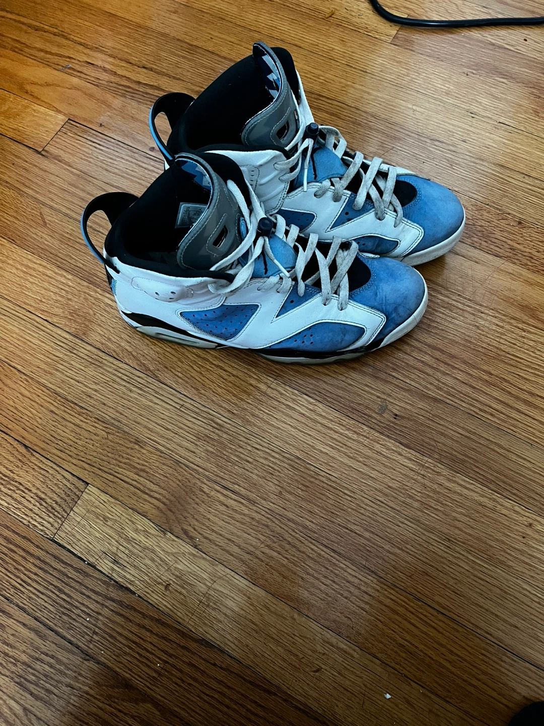 Air Jordan 6 Retro Sneakers - photo 2