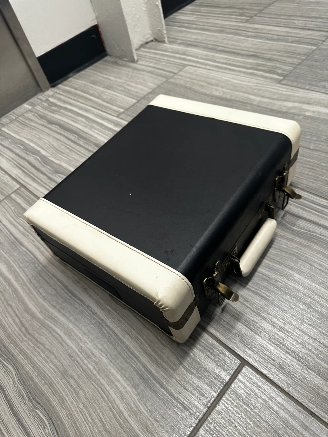 Crosley Record Player - photo 5